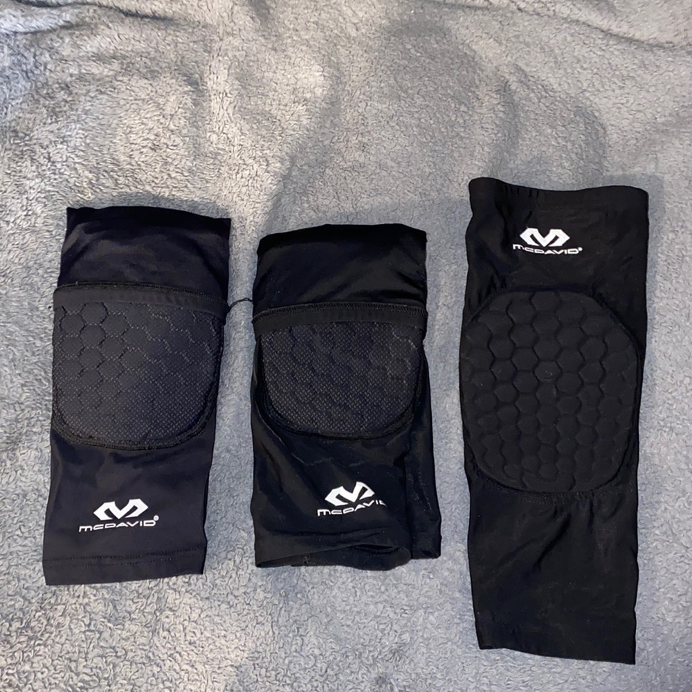 My David Basketball Knee Pads